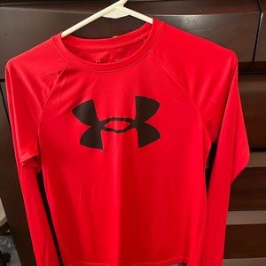 Youth large under armour tee